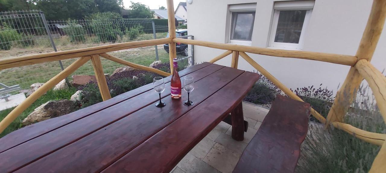 Lali Apartman Balatonudvari Dış mekan fotoğraf